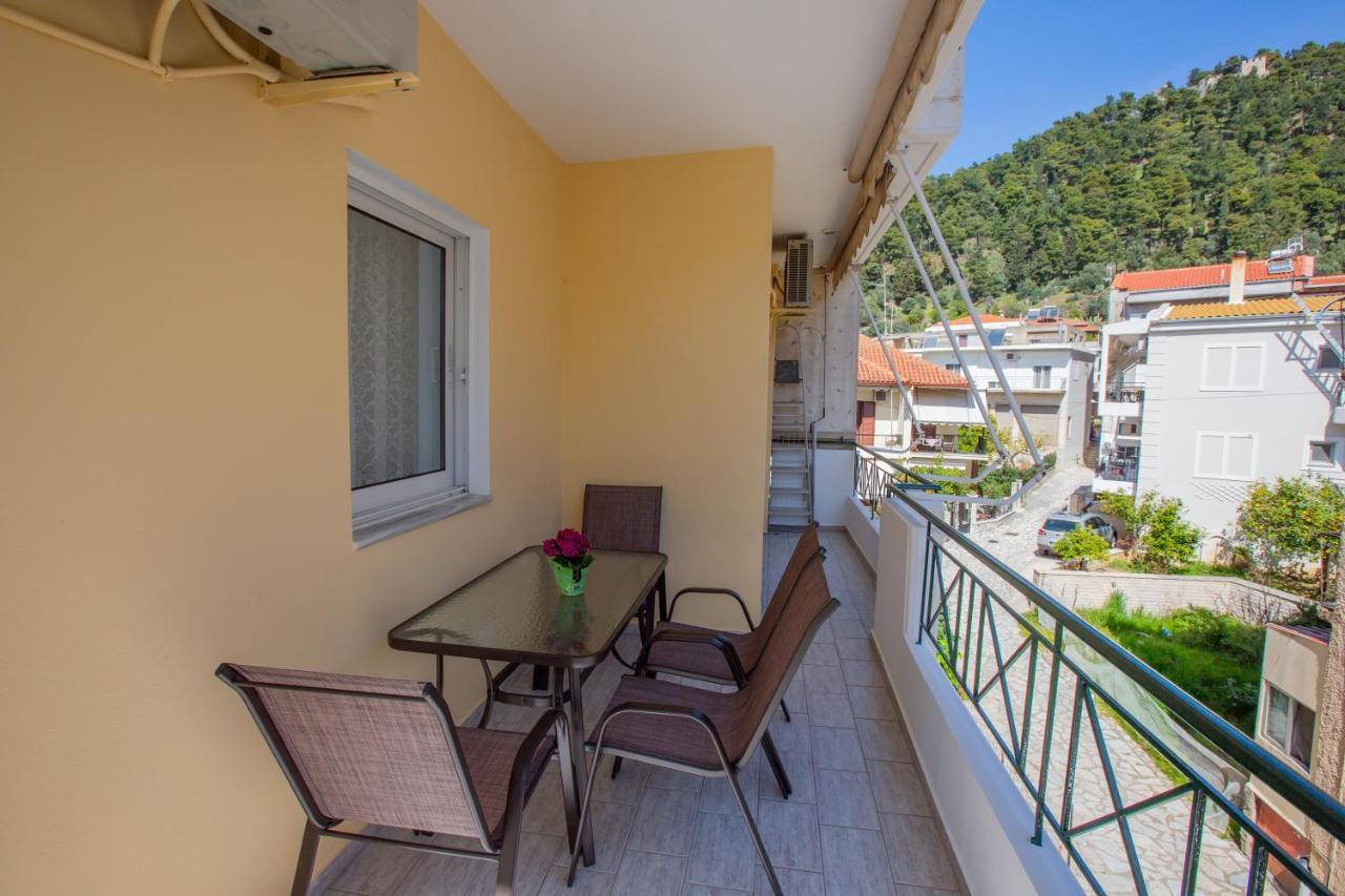 Poly'S Charming Home - City Center & Near The Beach 2Bedroom Apartment Nafpaktos Bagian luar foto