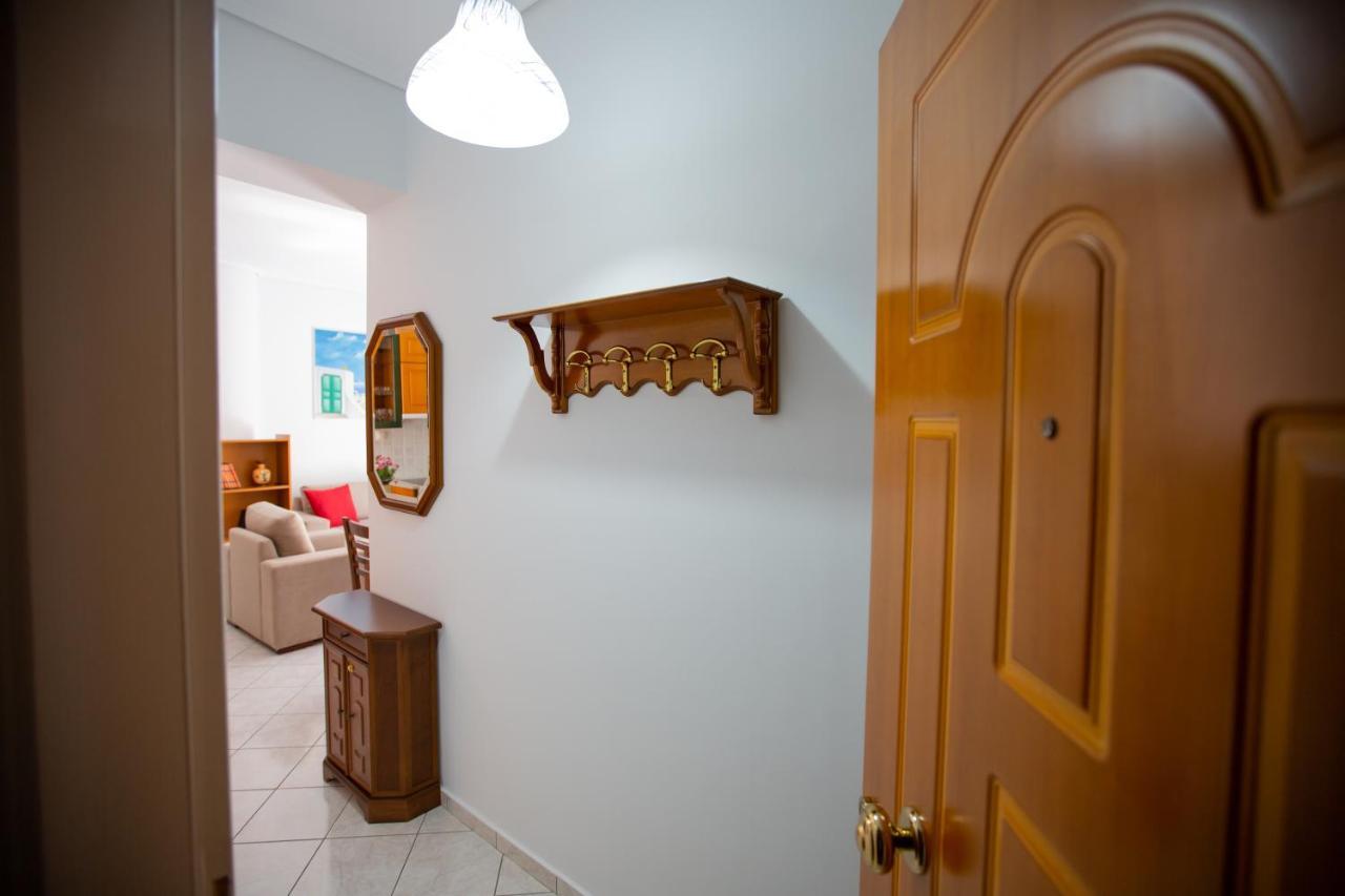 Poly'S Charming Home - City Center & Near The Beach 2Bedroom Apartment Nafpaktos Bagian luar foto