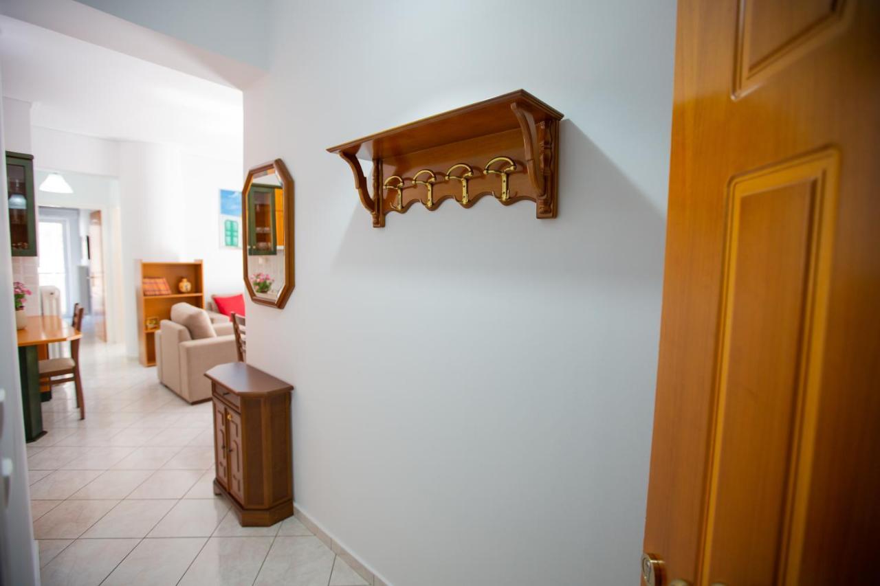 Poly'S Charming Home - City Center & Near The Beach 2Bedroom Apartment Nafpaktos Bagian luar foto